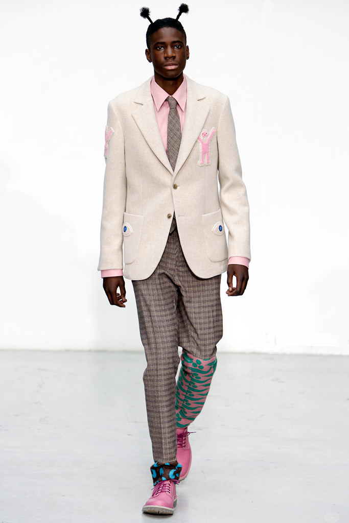 Walter Van Beirendonck 2011 ﶬbDƬ