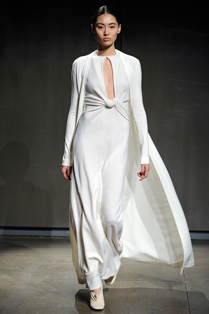 Halston  2011 ﶬ¸DƬ