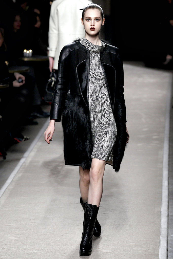 Loewe 2011ﶬ DƬ