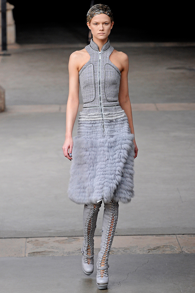 Alexander McQueen 2011秋冬成衣高清圖片