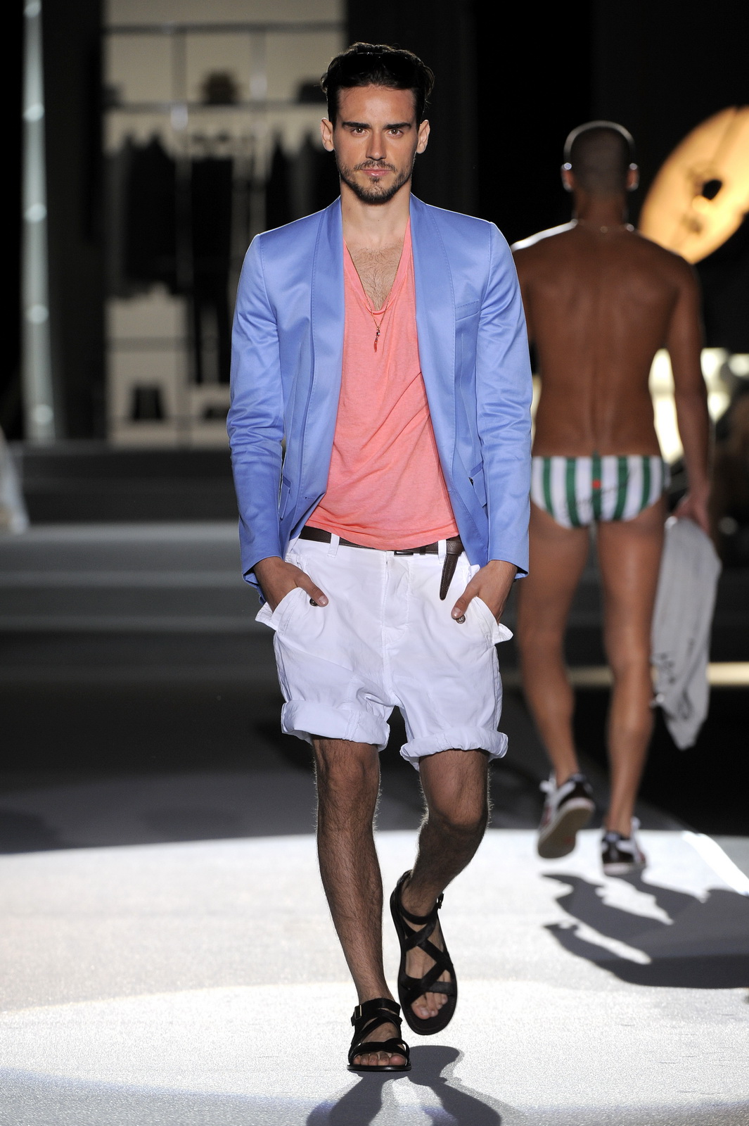DSQUARED2 2011bDƬ