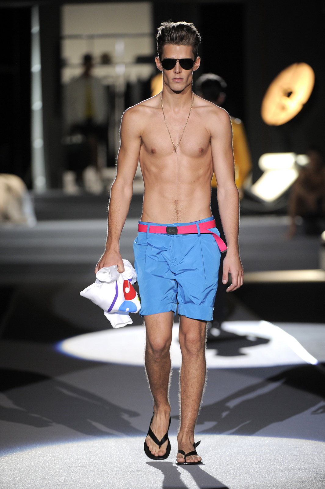 DSQUARED2 2011b(chng)DƬ