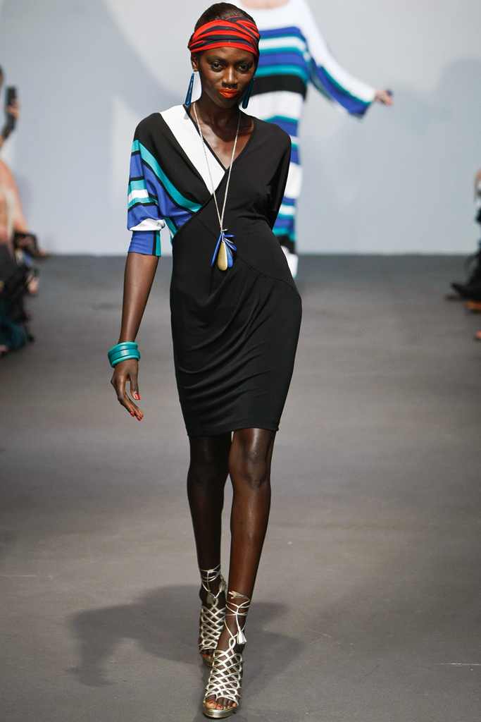 Stephen Burrows 2012DƬ