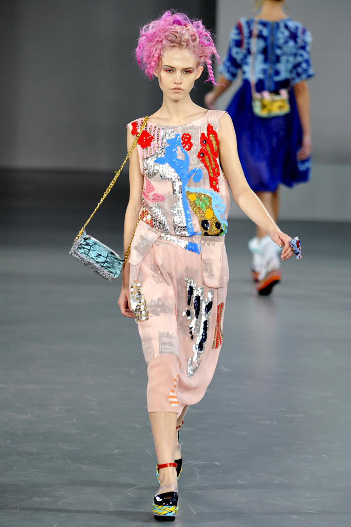 Louise Gray 2012(chng)DƬ