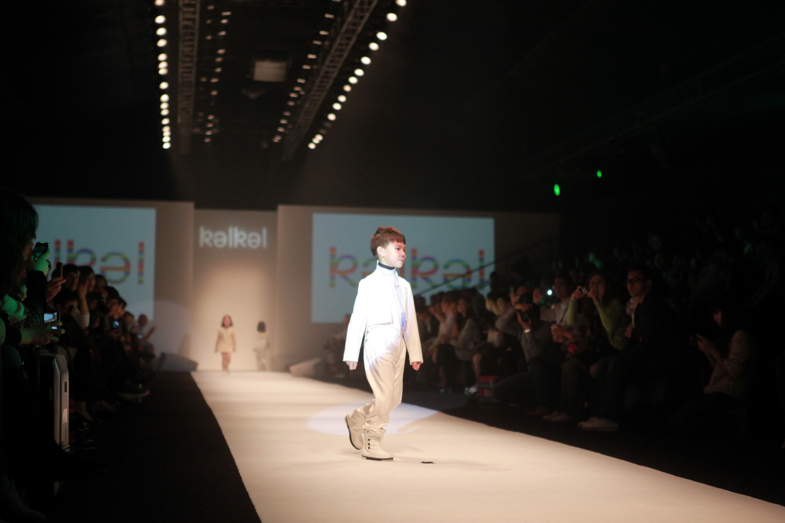 kel kel 2012 DƬ