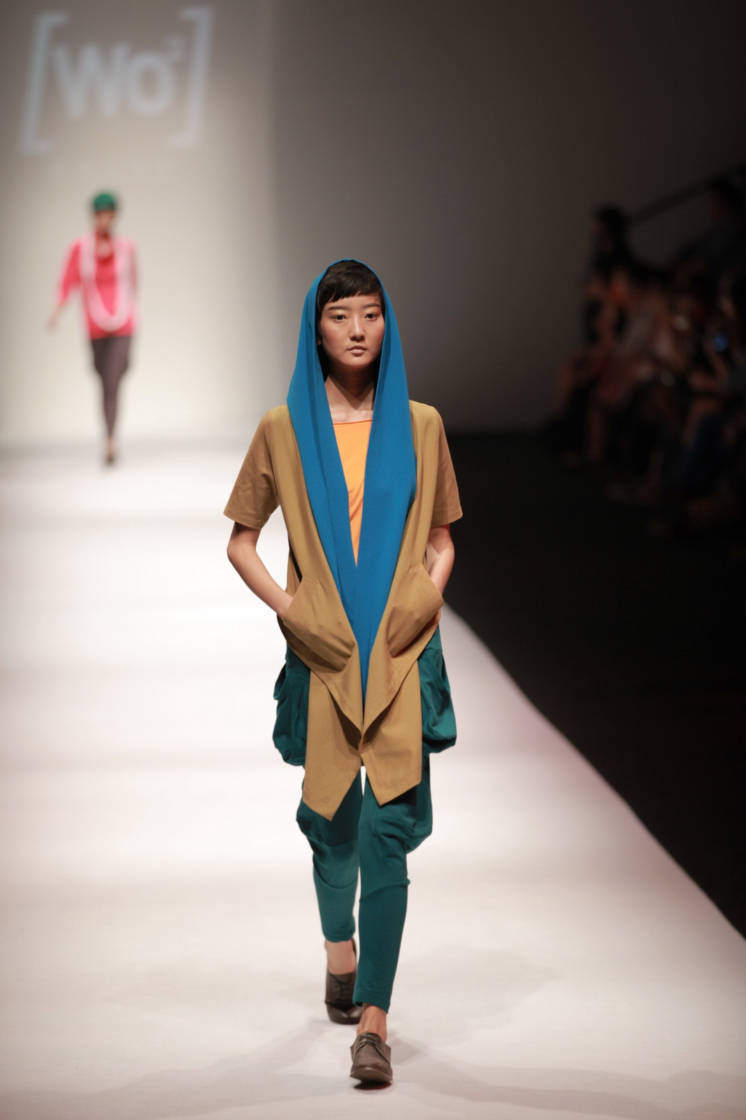 YOUNG DESIGNERSFOR XIU 2012 DƬ