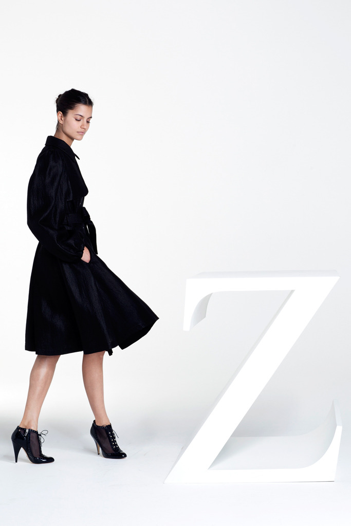 Azzaro 2012ϵиDƬ