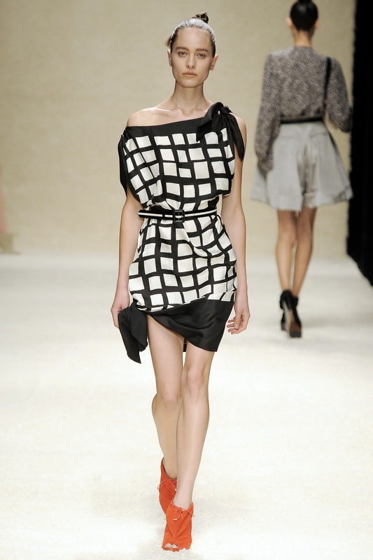 Jaeger London 10ĸDƬ